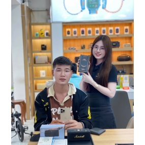 iPhone 16 mới về